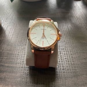 Yazole Quartz 358, Brown Band w/ White & Rose Gold Face